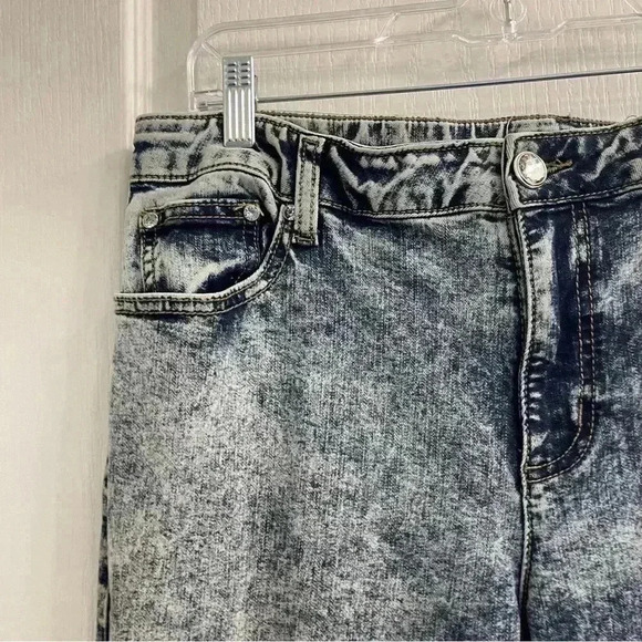 Acid Wash Denim Jeans with Bling/Rhinestone by Cato - Picture 4 of 12
